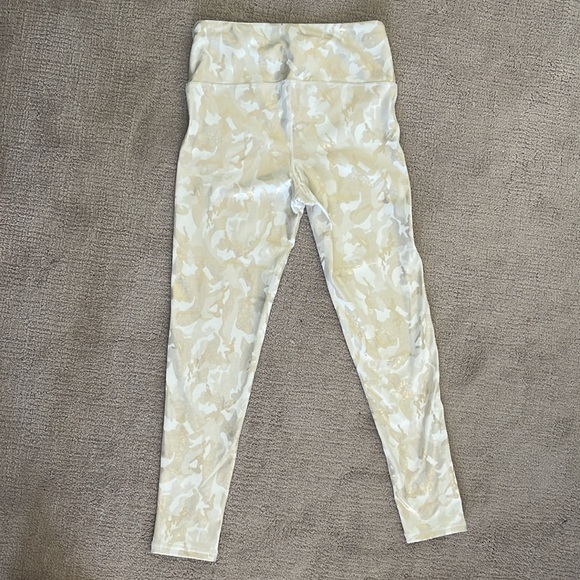 Mono B workout set, Size Large - Picture 6 of 9